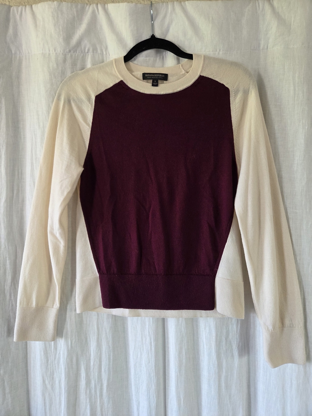 Banana Republic | 100% Merino Wool Two-Tone Crewneck Sweater